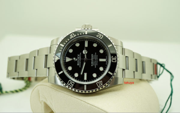 BRAND NEW Rolex 114060 SUBMARINER CERAMIC NO DATE RANDOM SERIAL 2019 STICKER FULL SET