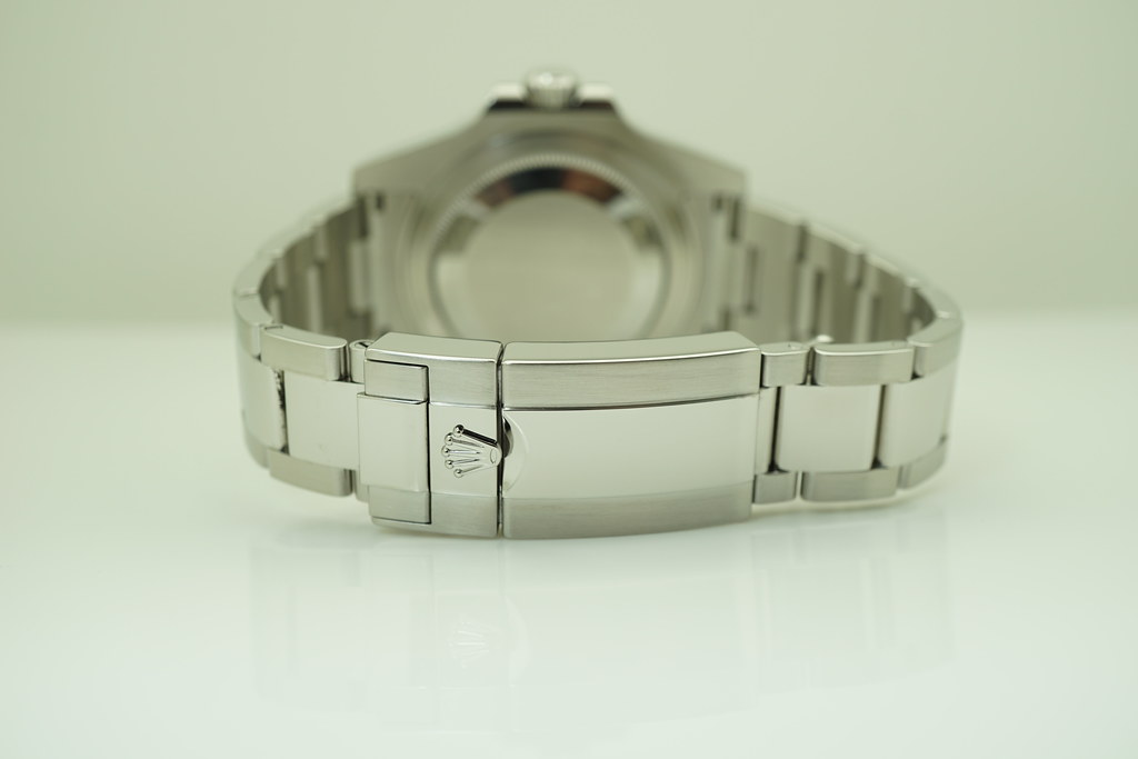 Rolex 116710LN GMT MASTER II BLACK CERAMIC BEZEL RANDOM