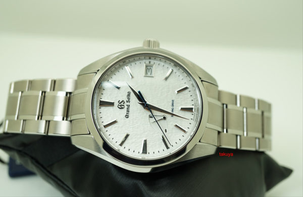 BRAND NEW Grand Seiko SNOWFLAKE SPRING DRIVE TITANIUM SBGA211 2019 COMPLETE SET