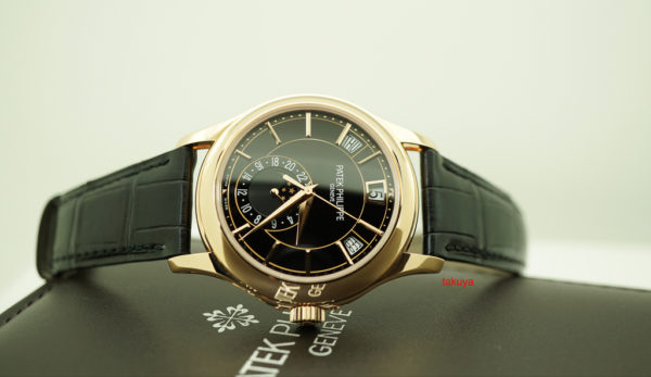 Patek PHILIPPE 5205R ROSE GOLD BLACK DIAL ANNUAL CALENDAR 18K RG DEPLOYANT CLASP COMPLETE SET