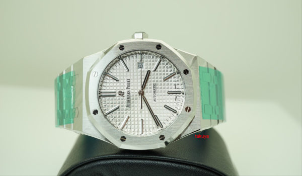 BRAND NEW Audemars PIGUET 15400ST ROYAL OAK SS SILVER DIAL 41MM 2019 SEALED FULL SET