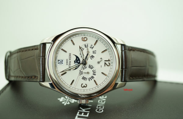 Patek Philippe 5146G CREAM DIAL WHITE GOLD ANNUAL CALENDAR COMPLICATION FULL SET