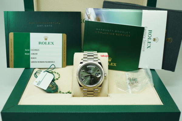 Rolex 228239 DAY DATE 40MM 18K WHITE GOLD GREEN ROMAN DIAL WARRANTY FULL SET