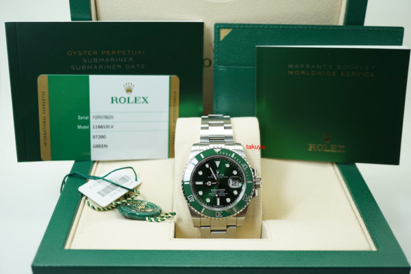 Rolex 116610LV SUBMARINER CERAMIC GREEN HULK RANDOM 2018 WARRANTY COMPLETE SET