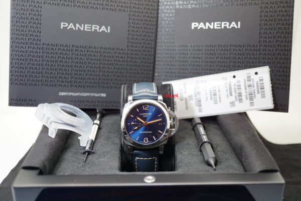 Panerai PAM 688 LUMINOR 1950 3 DAYS GMT BLUE DIAL 42MM LIMITED EDITION 300 PIECES FULL SET