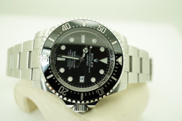 Rolex 126660 DEEPSEA DSSD BLACK DIAL NEW MODEL 2018 WARRANTY FULL SET