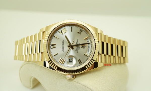 Rolex 228238 18K YELLOW GOLD DAY DATE 40MM SILVER ROMAN DIAL WARRANTY FULL SET