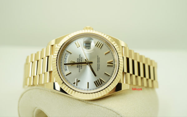 Rolex 228238 18K YELLOW GOLD DAY DATE 40MM SILVER ROMAN DIAL WARRANTY FULL SET