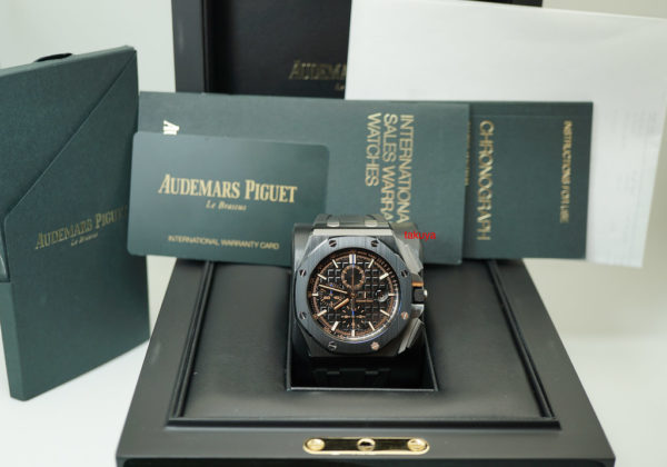 Audemars PIGUET ROYAL OAK OFFSHORE CERAMIC 26405CE 44MM 2018 WARRANTY FULL SET