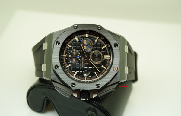 Audemars PIGUET ROYAL OAK OFFSHORE CERAMIC 26405CE 44MM 2018 WARRANTY FULL SET