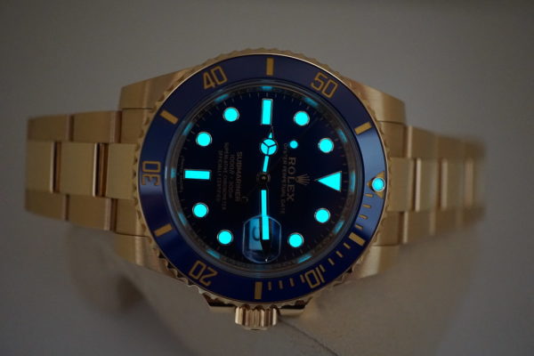 MINT Rolex 116618LB 18K GOLD SUBMARINER CERAMIC SUNBURST BLUE DIAL 2019 WARRANTY FULL SET