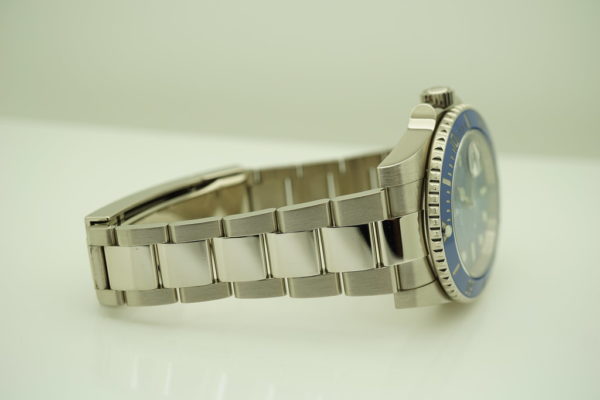 Rolex 116619LB 18K WHITE GOLD SUBMARINER BLUE SMURF V SERIAL COMPLETE SET