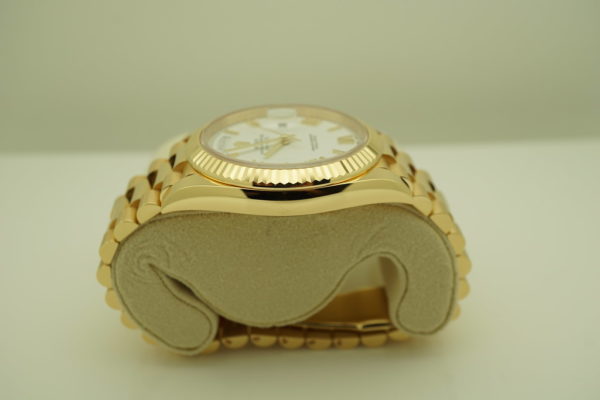 Rolex 228238 18K YELLOW GOLD DAY DATE 40MM WHITE ROMAN DIAL WARRANTY FULL SET