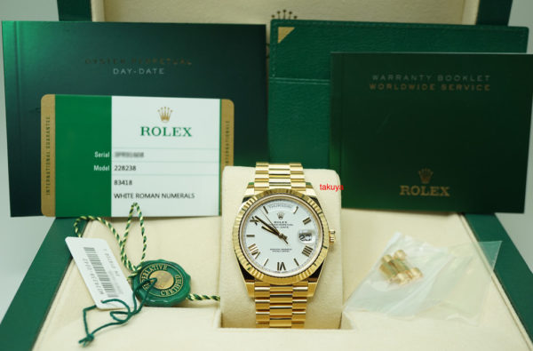 Rolex 228238 18K YELLOW GOLD DAY DATE 40MM WHITE ROMAN DIAL WARRANTY FULL SET
