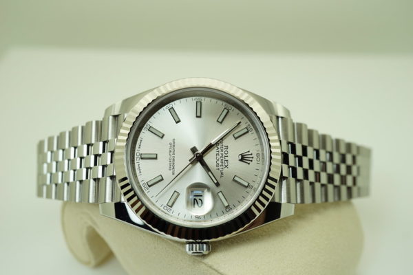 Rolex 126334 DATEJUST 41 FLUTED BEZEL SILVER STICK DIAL JUBILEE 2019 WARRANTY FULL SET