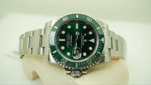 BRAND NEW Rolex 116610LV SUBMARINER CERAMIC GREEN DIAL HULK 2019 COMPLETE SET