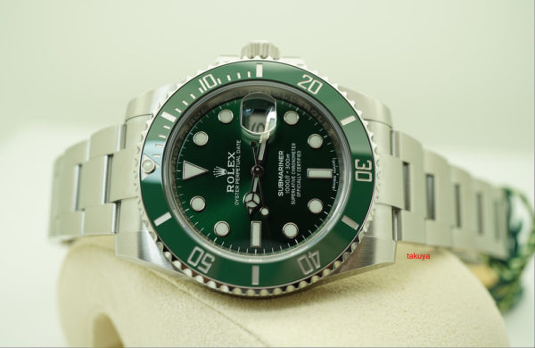 BRAND NEW Rolex 116610LV SUBMARINER CERAMIC GREEN DIAL HULK 2019 COMPLETE SET