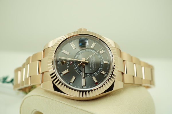 BRAND NEW Rolex 326935 SKY-DWELLER 18K ROSE GOLD DARK RHODIUM DIAL 2019 COMPLETE SET