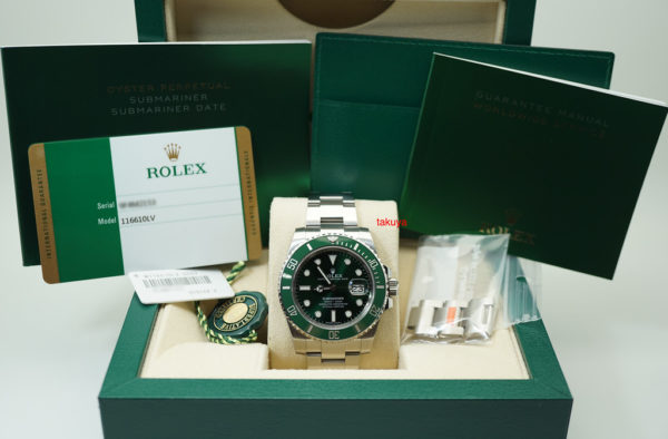 Rolex 116610LV SUBMARINER HULK CERAMIC GREEN DIAL RANDOM 2017 WARRANTY FULL SET