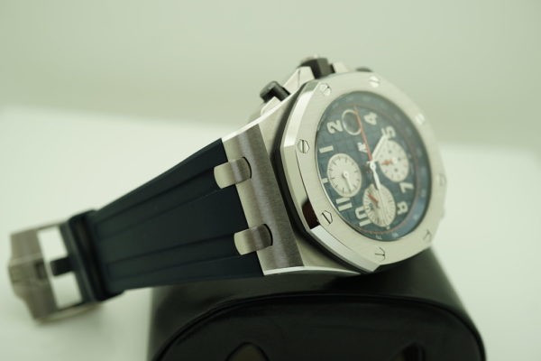 Audemars PIGUET ROYAL OAK OFFSHORE NAVY BLUE DIAL 26470ST 42MM WARRANTY FULL SET