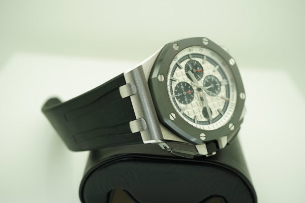 Audemars PIGUET ROYAL OAK OFFSHORE STEEL 26400SO PANDA 44MM H SERIES SERVICED FULL SET