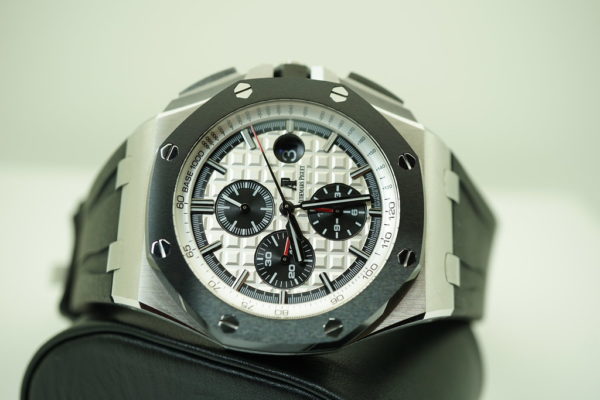 Audemars PIGUET ROYAL OAK OFFSHORE STEEL 26400SO PANDA 44MM H SERIES SERVICED FULL SET