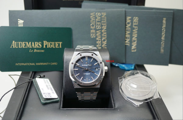 MINT Audemars PIGUET ROYAL OAK 15450ST BLUE DIAL 37MM K SERIES 2019 WARRANTY FULL SET