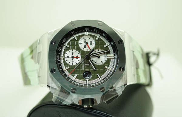 BRAND NEW Audemars PIGUET ROYAL OAK OFFSHORE NEW CAMO 26400SO 2019 LIMITED EDITION OF 400 FULL SET