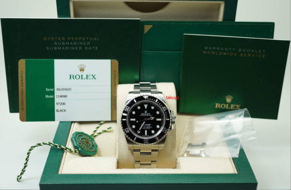 Rolex 114060 SUBMARINER CERAMIC NO DATE RANDOM SERIAL 2017 WARRANTY FULL SET