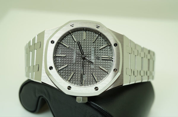 Audemars PIGUET 15400ST ROYAL OAK RUTHENIUM DIAL 41MM 2019 WARRANTY FULL SET