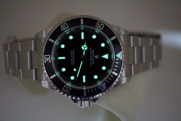 Rolex 14060M SUBMARINER NO DATE 2 LINER D SERIAL BOXES PAPER