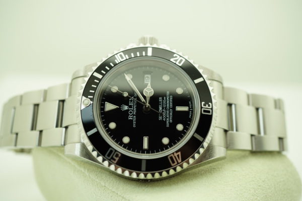 Rolex 16600 SEA-DWELLER Z SERIAL STAINLESS STEEL 40MM COMPLETE SET