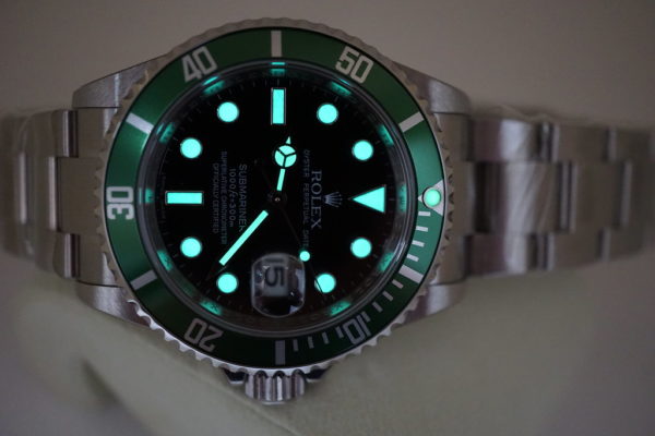 NEW Rolex 16610LV GREEN SUBMARINER V SERIAL ENGRAVED REHAUT RARE SEALED FULL SET