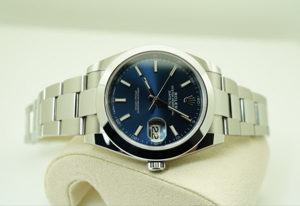 Rolex 126300 DATEJUST 41 STEEL BLUE STICK DIAL OYSTER BAND WARRANTY FULL SET