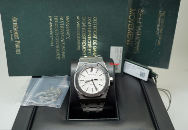 Audemars PIGUET ROYAL OAK 15300ST WHITE DIAL 39MM G SERIES COMPLETE SET