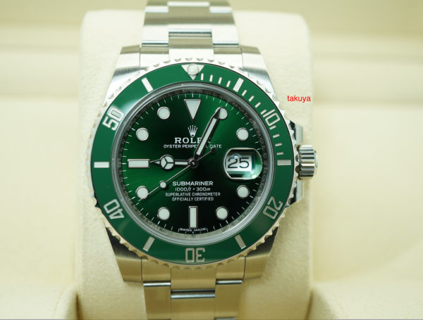 Rolex 116610LV SUBMARINER HULK CERAMIC GREEN DIAL RANDOM 2019 WARRANTY FULL SET