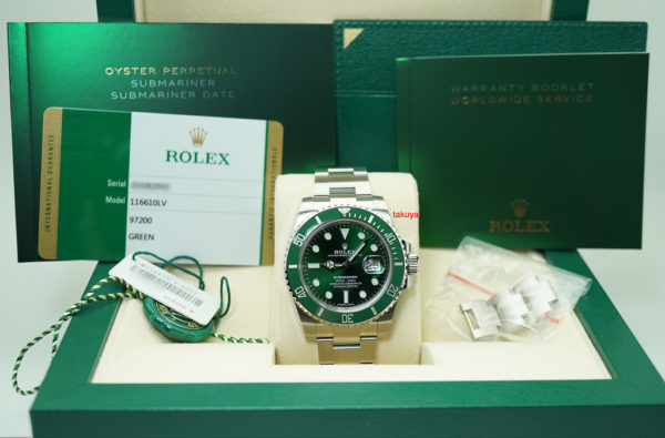 Rolex 116610LV SUBMARINER HULK CERAMIC GREEN DIAL RANDOM 2019 WARRANTY FULL SET