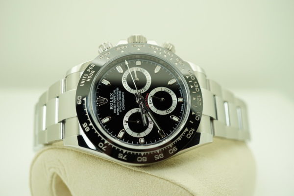 Rolex 116500 COSMOGRAPH DAYTONA CERAMIC BEZEL BLACK DIAL 2018 WARRANTY FULL SET