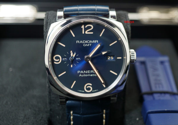 Panerai PAM 945 RADIOMIR 1940 GMT 3 DAYS BLUE DIAL 45MM 388 UNITS 2018 WARRANTY