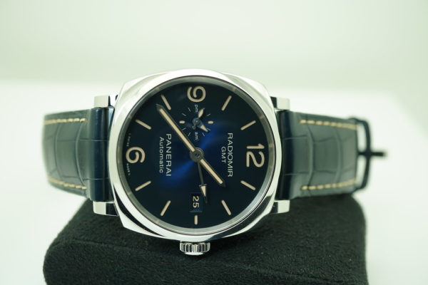 Panerai PAM 945 RADIOMIR 1940 GMT 3 DAYS BLUE DIAL 45MM 388 UNITS 2018 WARRANTY