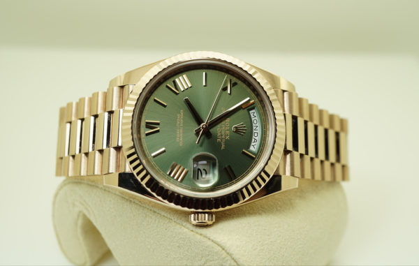Rolex 228235 ROSE GOLD DAY DATE 40 OLIVE GREEN ROMAN DIAL 2016 WARRANTY FULL SET