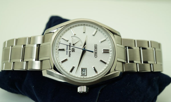 Grand Seiko SPRING DRIVE BLIZZARD DIAL TITANIUM SBGA125 LIMITED EDITION FULL SET