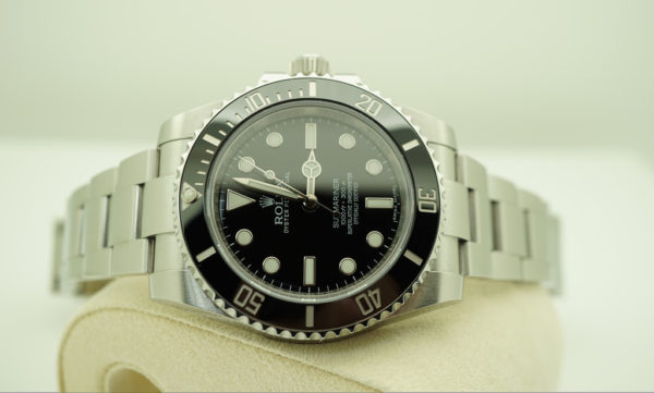 Rolex 114060 SUBMARINER CERAMIC NO DATE RANDOM SERIAL WARRANTY FULL SET