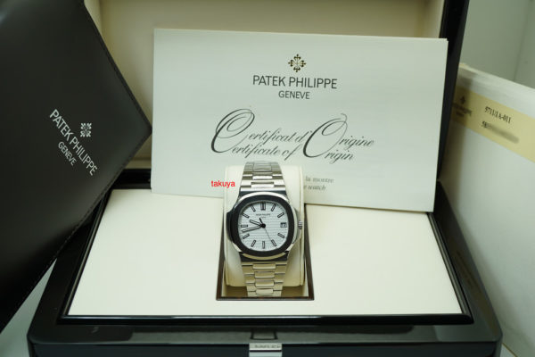 Patek PHILIPPE 5711/1A NAUTILUS STAINLESS STEEL WHITE DIAL 40MM 2015 FULL SET