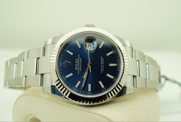 BRAND NEW Rolex 126334 DATEJUST 41 FLUTED BEZEL BLUE STICK DIAL OYSTER 2020 FULL SET