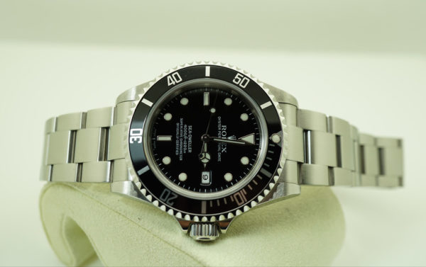 Rolex 16600 SEA-DWELLER M SERIAL STAINLESS STEEL 40MM COMPLETE SET