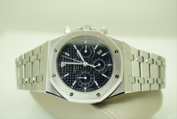 Audemars PIGUET ROYAL OAK CHRONOGRAPH 26300ST DARK BLUE DIAL SERVICED FULL SET