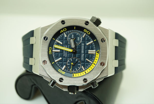 Audemars PIGUET ROYAL OAK OFFSHORE DIVER CHRONOGRAPH BLUE DIAL 26703ST FULL SET