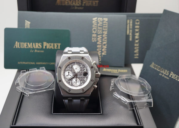 Audemars PIGUET ROYAL OAK OFFSHORE TITANIUM GREY CERAMIC 26470IO 42MM 2020 FULL SET