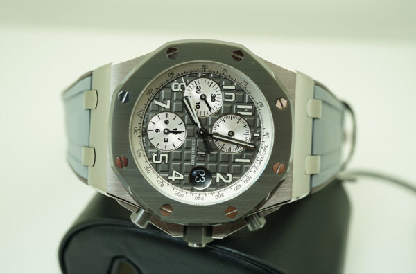 Audemars PIGUET ROYAL OAK OFFSHORE TITANIUM GREY CERAMIC 26470IO 42MM 2020 FULL SET